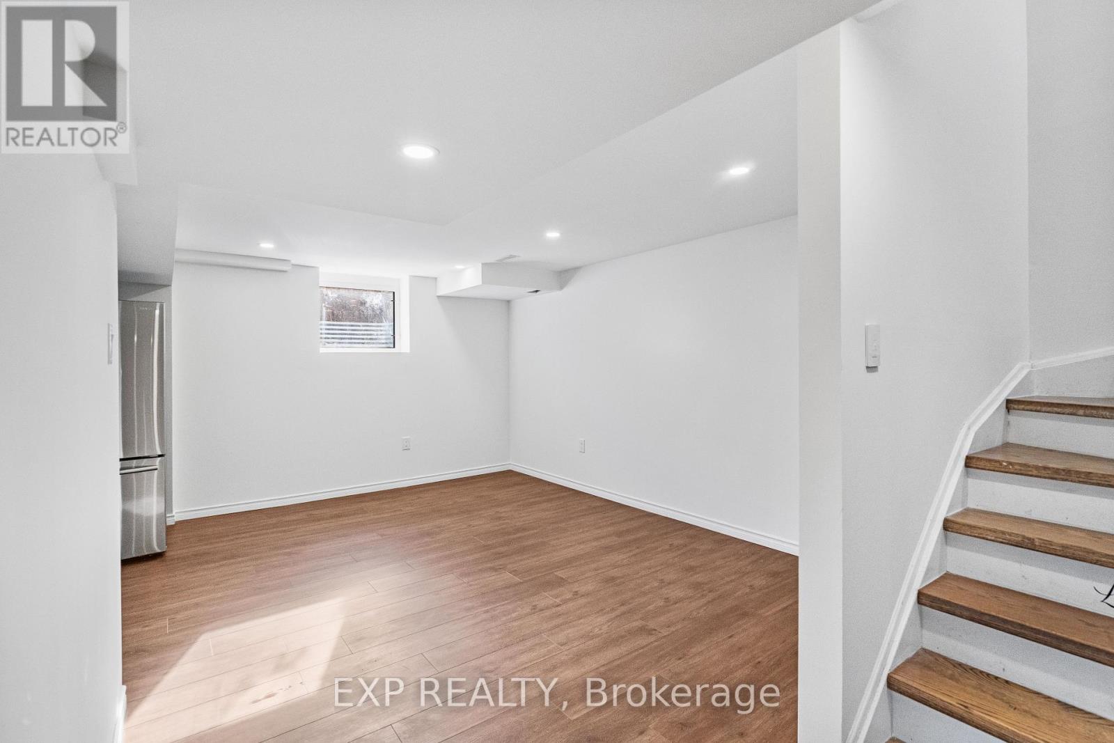 12 Mantz Crescent, Whitby, Ontario  L1R 0L3 - Photo 35 - E13487374