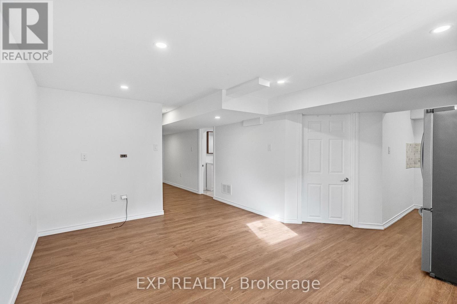 12 Mantz Crescent, Whitby, Ontario  L1R 0L3 - Photo 36 - E13487374