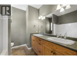 363 Providence Avenue, Kelowna, British Columbia  V1W 4Y7 - Photo 22 - 10392245