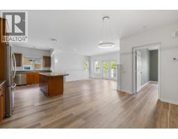 363 Providence Avenue, Kelowna, British Columbia  V1W 4Y7 - Photo 11 - 10392245