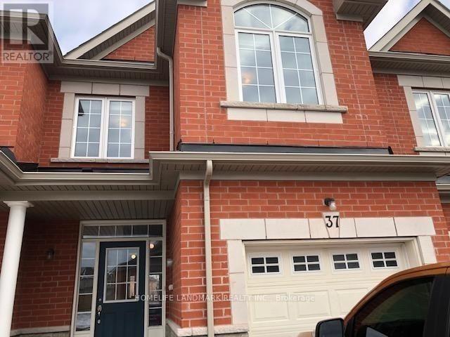 37 NAPANEE STREET, Richmond Hill, Ontario