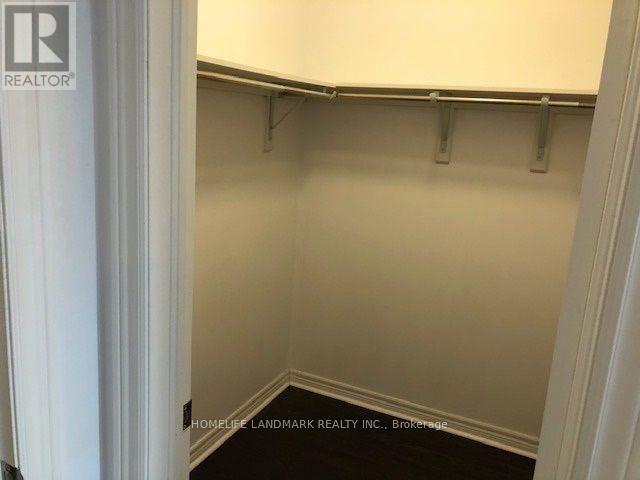 37 Napanee Street, Richmond Hill, Ontario  L4E 0X3 - Photo 11 - N13487272