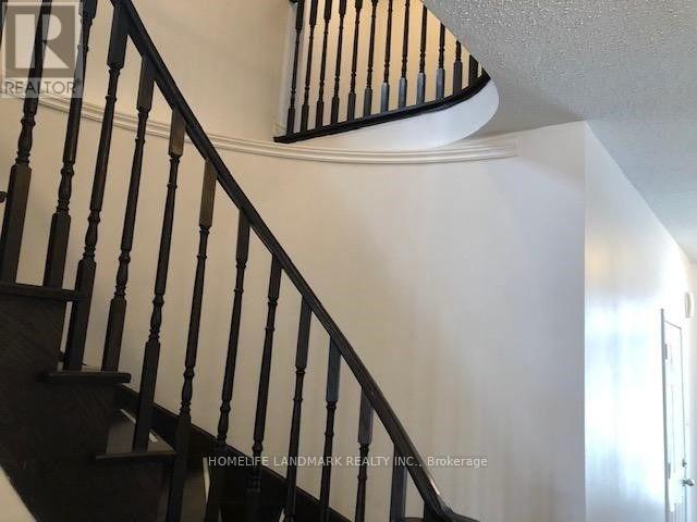 37 Napanee Street, Richmond Hill, Ontario  L4E 0X3 - Photo 4 - N13487272