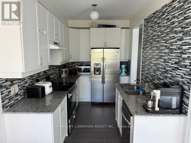37 Napanee Street, Richmond Hill, Ontario  L4E 0X3 - Photo 6 - N13487272