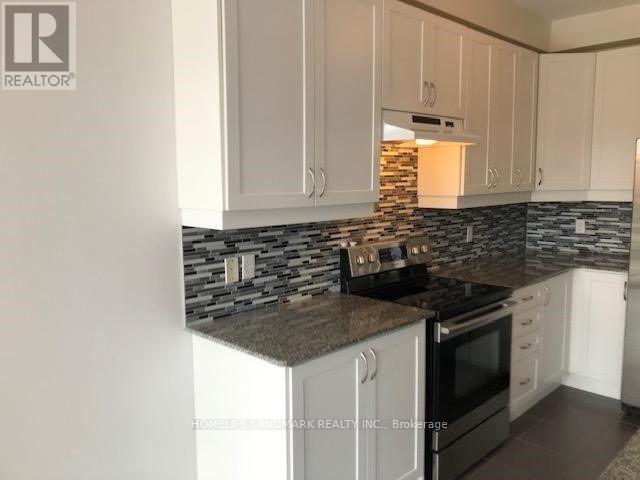 37 Napanee Street, Richmond Hill, Ontario  L4E 0X3 - Photo 7 - N13487272