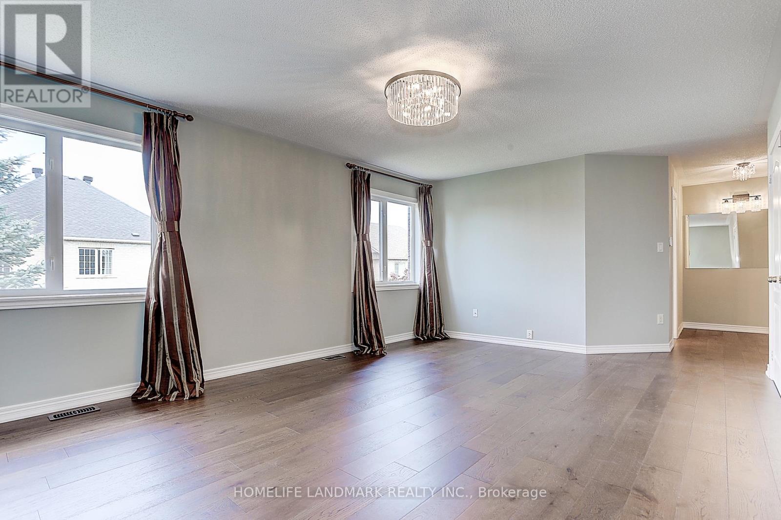 88 Elmrill Road, Markham, Ontario  L6C 2P6 - Photo 17 - N13487314