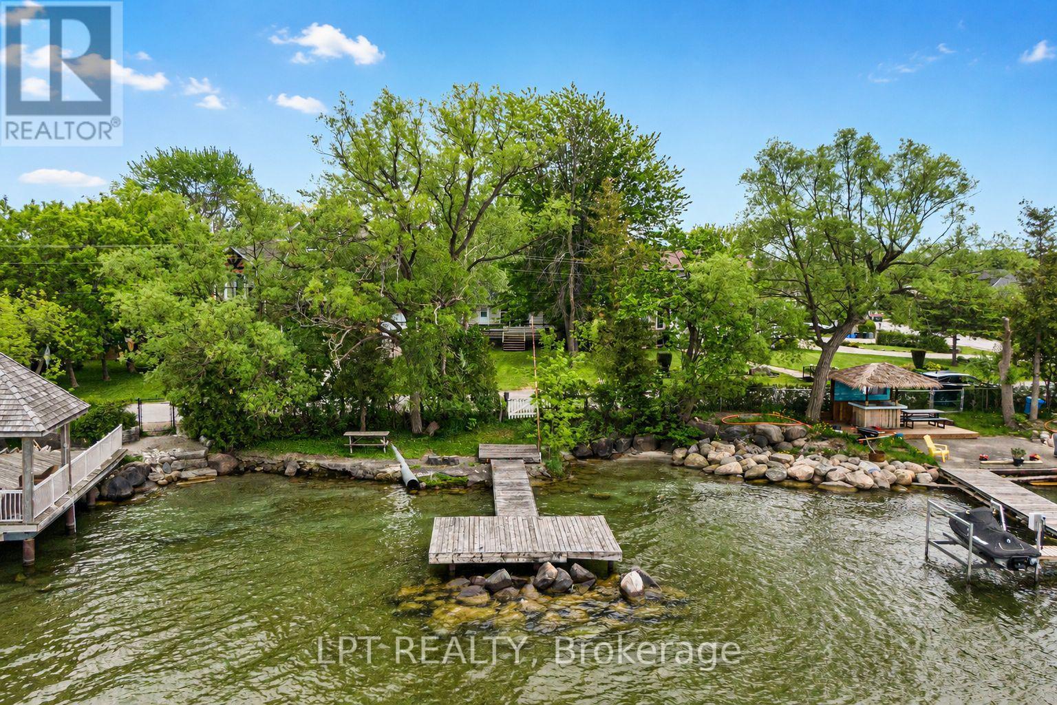 17 Lake Drive E, Georgina, Ontario  L4P 3E9 - Photo 25 - N13487358