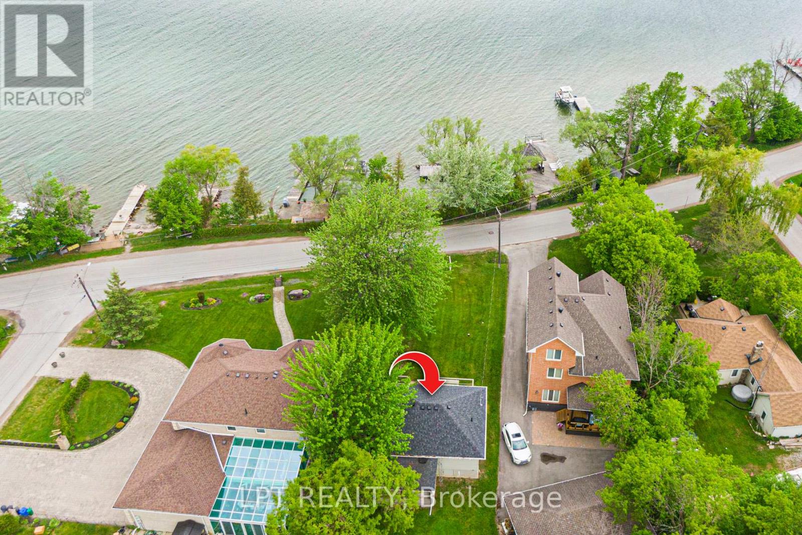 17 Lake Drive E, Georgina, Ontario  L4P 3E9 - Photo 26 - N13487358