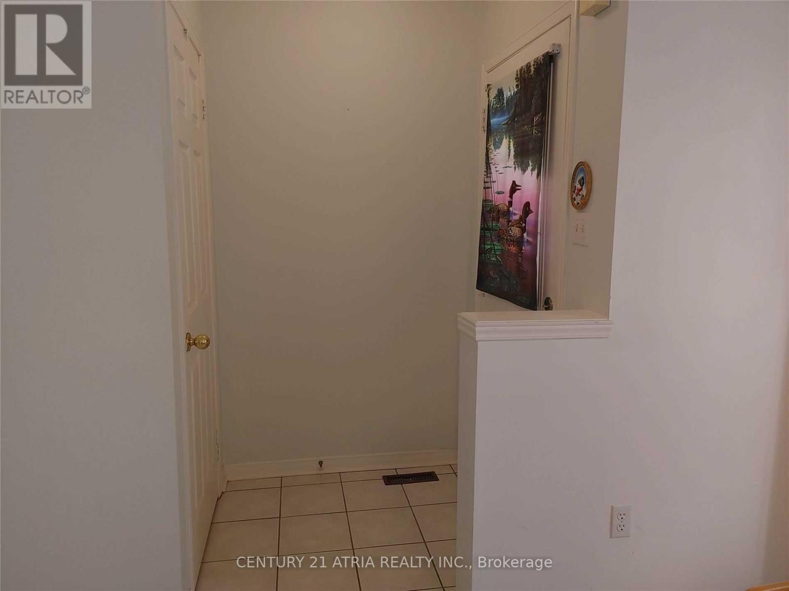 76 Ellesmere Street, Richmond Hill, Ontario  L4B 4E3 - Photo 2 - N13487422