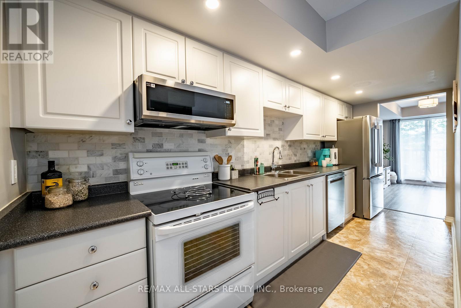 202 - 12455 NINTH LINE, Whitchurch-Stouffville, Ontario