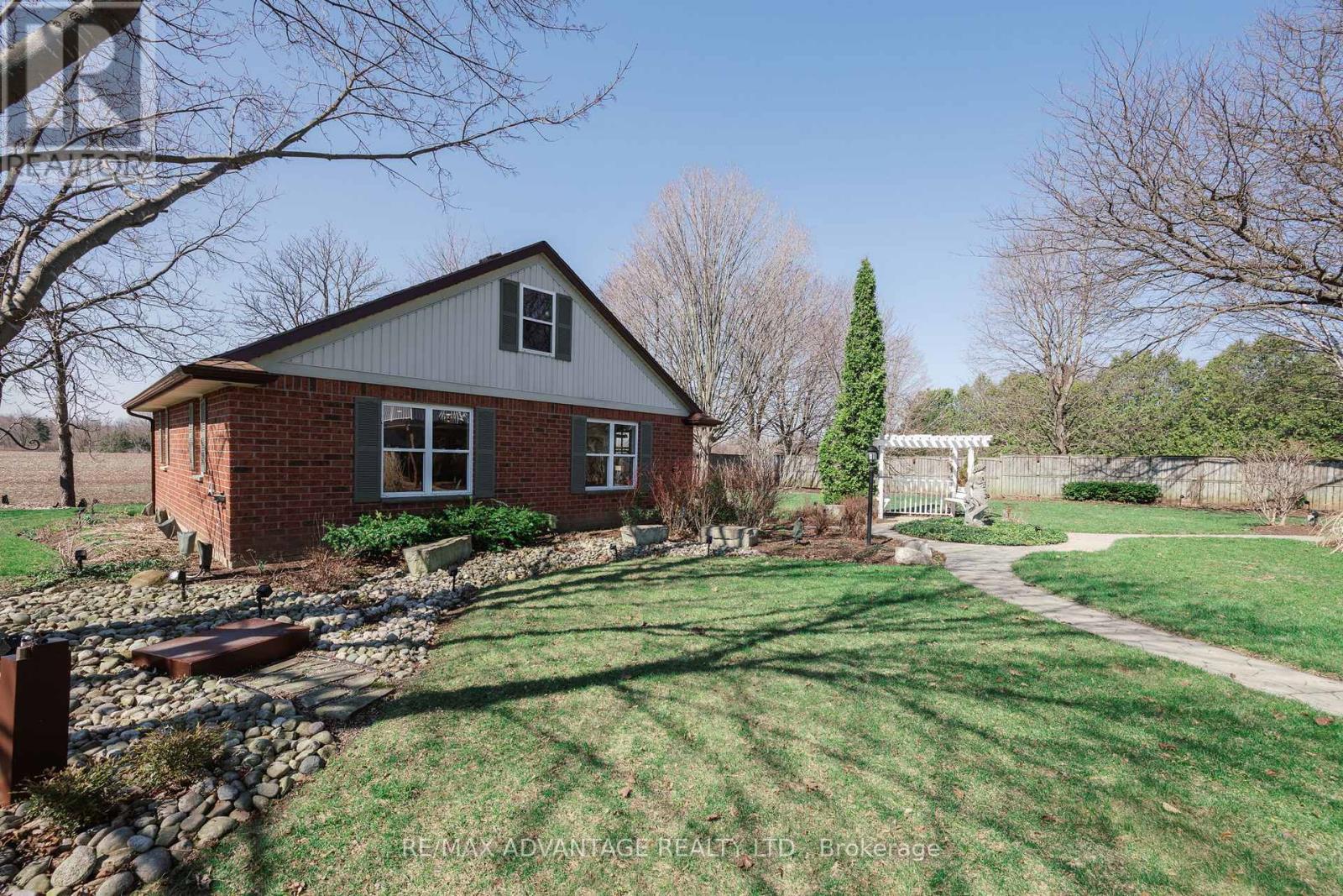 7 Mckay Street, Middlesex Centre, Ontario  N0M 2A0 - Photo 42 - X13415728