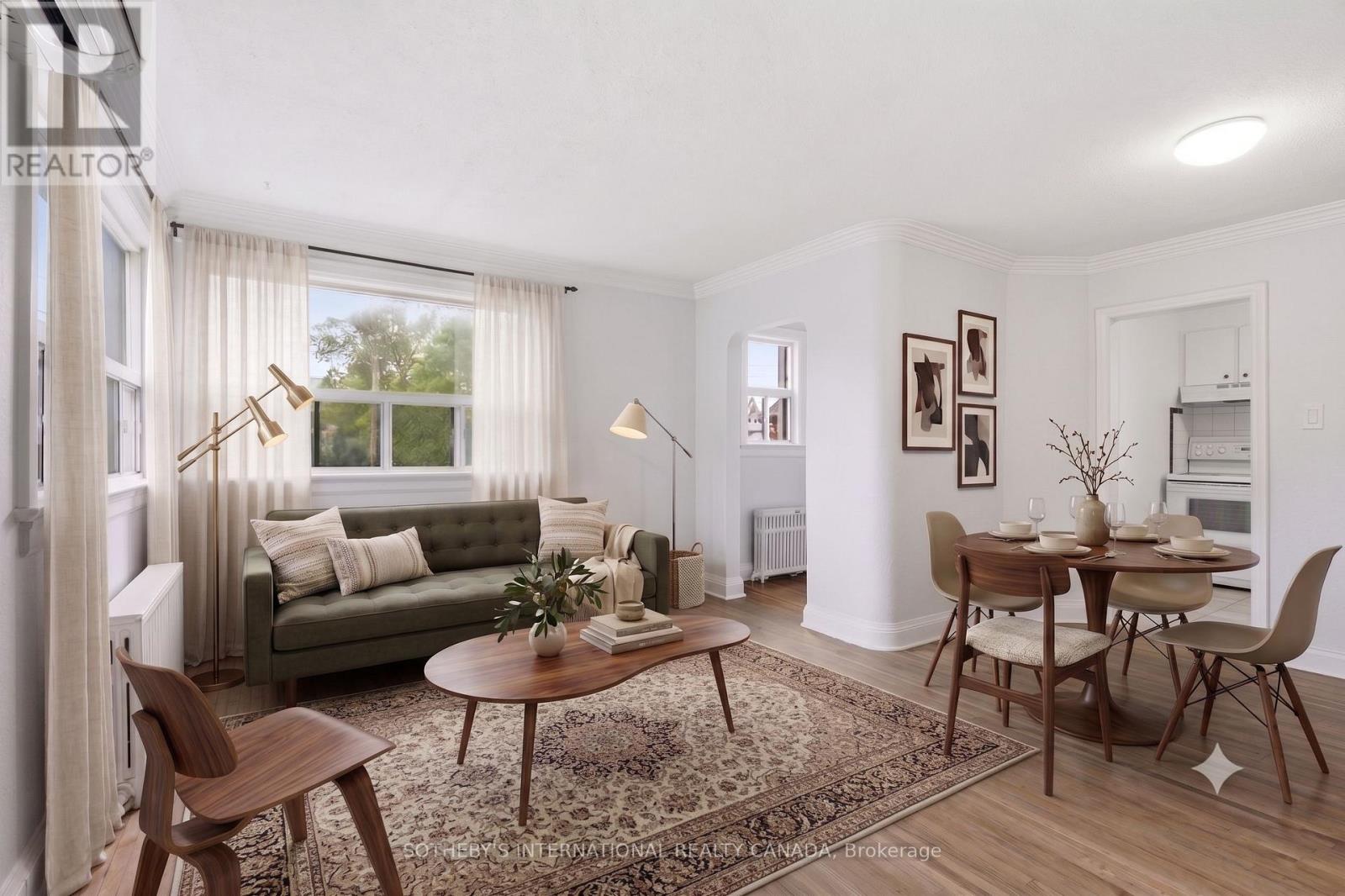 UPPER - 676 BERESFORD AVENUE, Toronto, Ontario