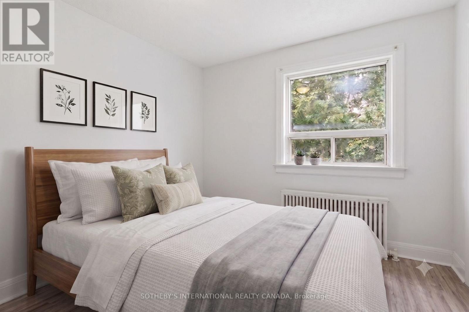 Upper - 676 Beresford Avenue, Toronto, Ontario  M6S 3C5 - Photo 12 - W13487274