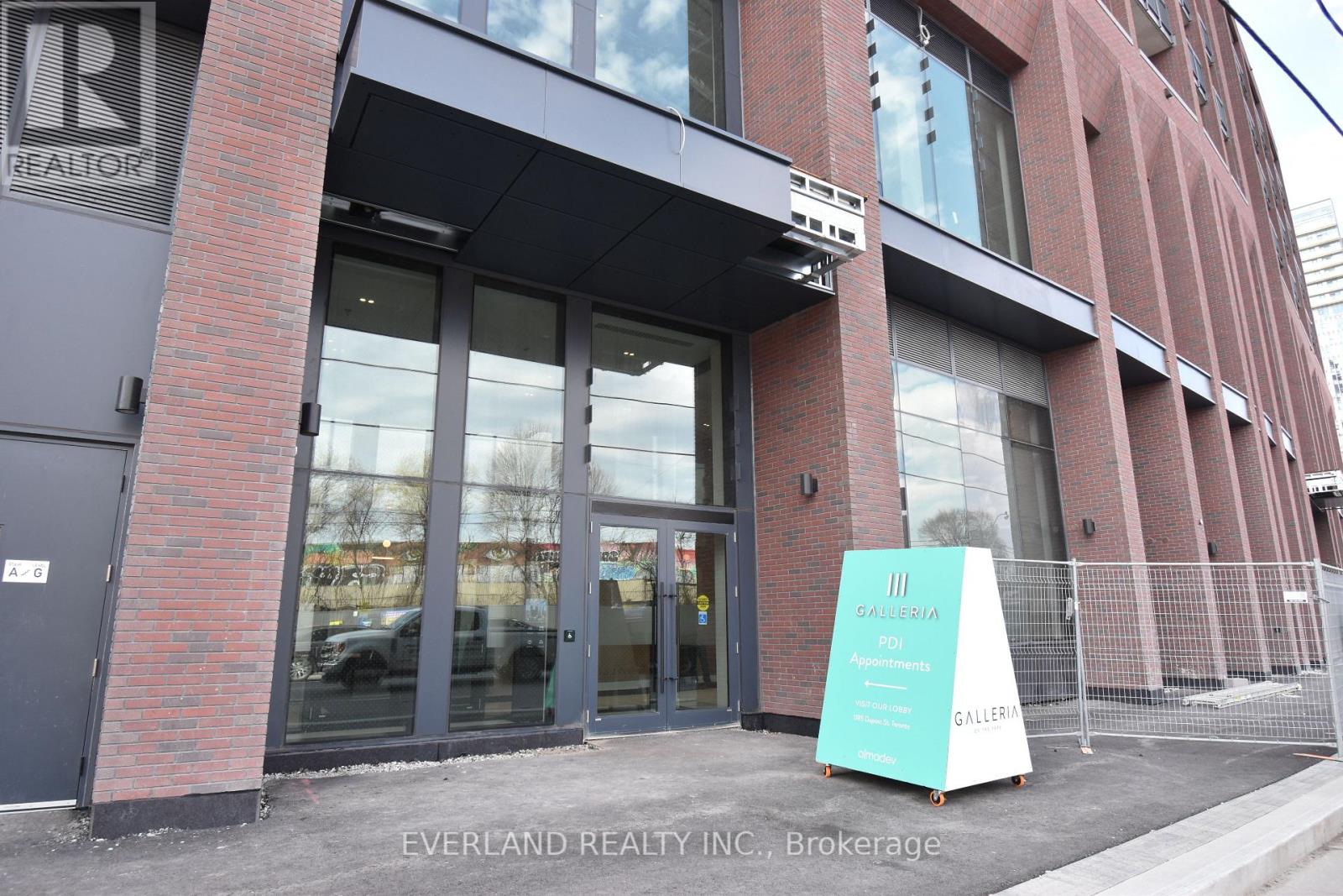 1105 - 1185 Dupont Street, Toronto, Ontario  M6H 0G5 - Photo 2 - W13487276