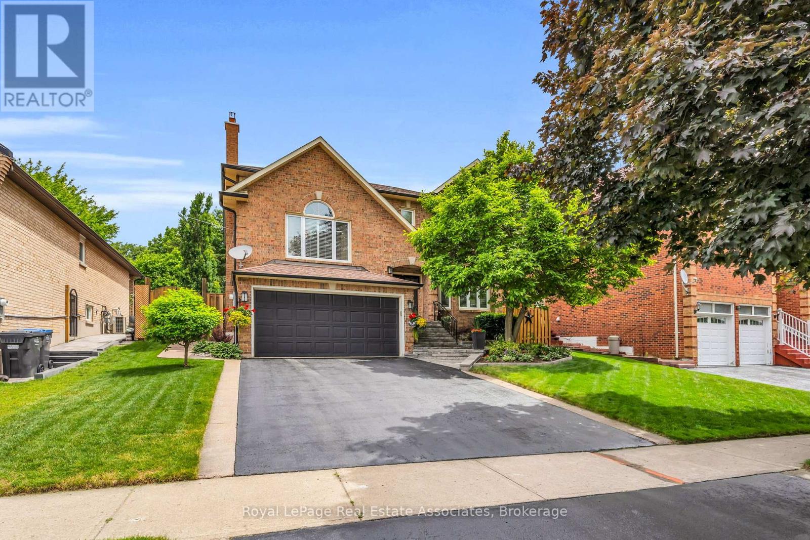 3 HACIENDA COURT, Brampton, Ontario