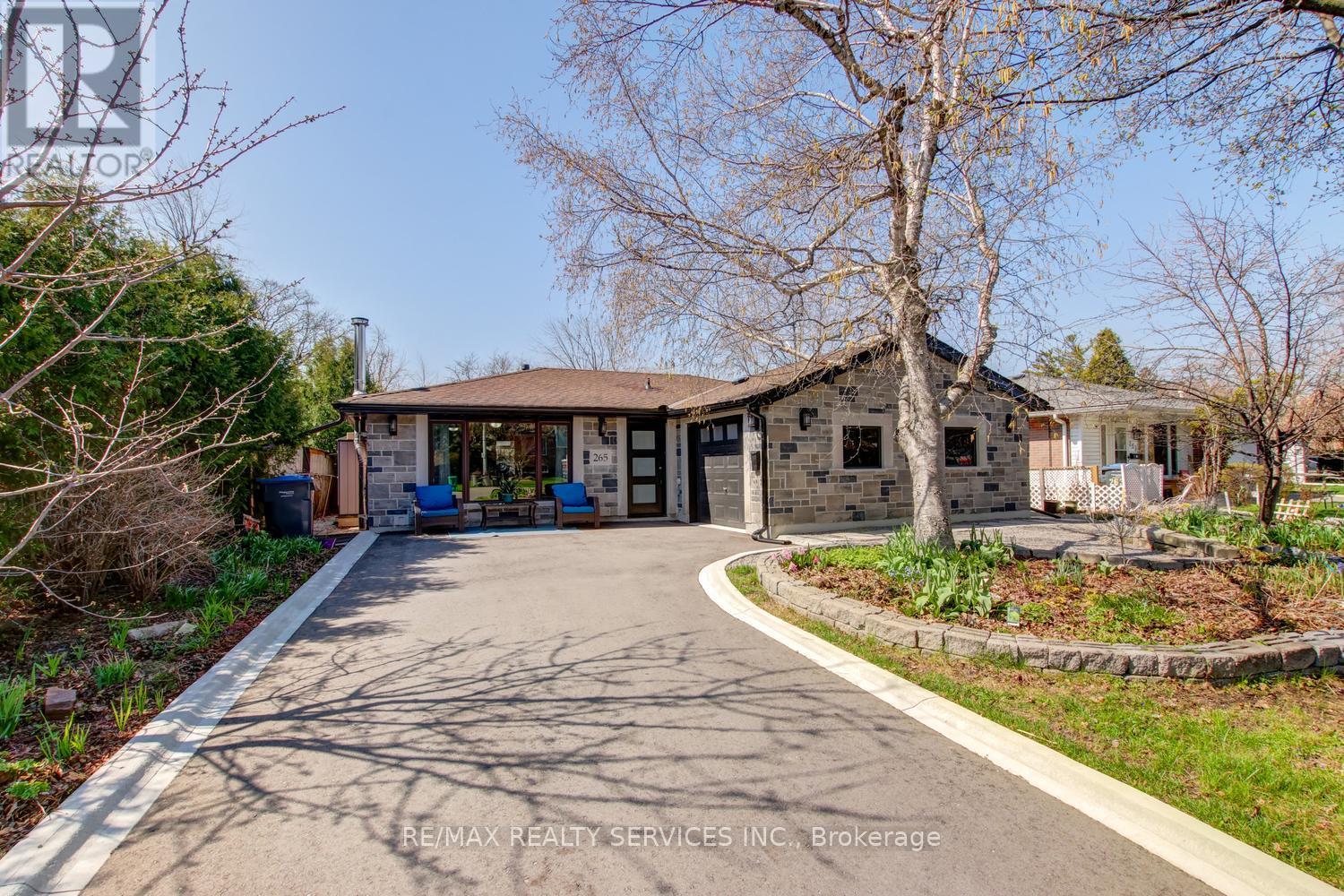 265 BARTLEY BULL PARKWAY, Brampton, Ontario