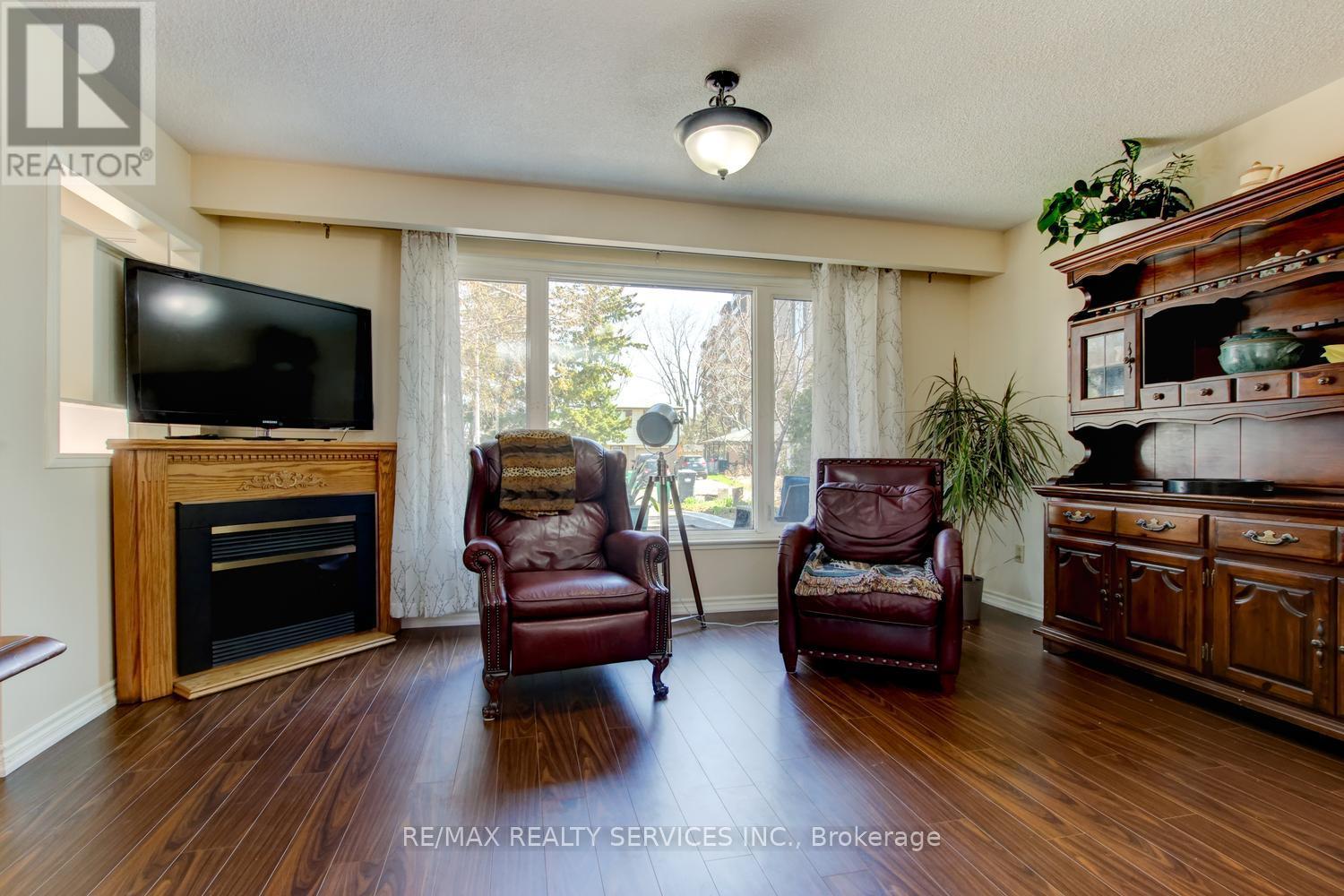 265 Bartley Bull Parkway, Brampton, Ontario  L6W 2L2 - Photo 6 - W13487306