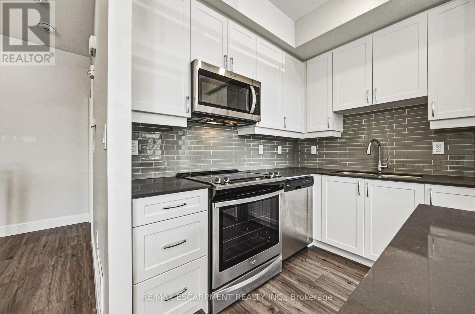 214 - 2061 Prospect Street, Burlington, Ontario  L7R 1Z2 - Photo 9 - W13487428