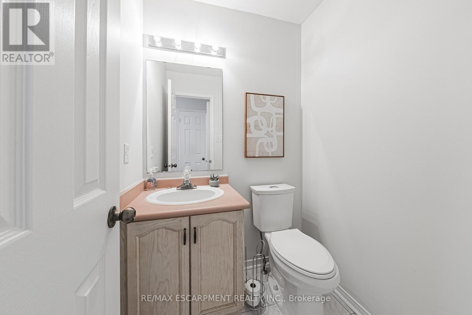 4153 Vermont Crescent, Burlington, Ontario  L7M 4A9 - Photo 18 - W13487438