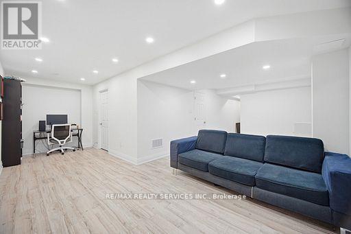 25 Bannister Crescent, Brampton, Ontario  L7A 4H2 - Photo 39 - W13487462