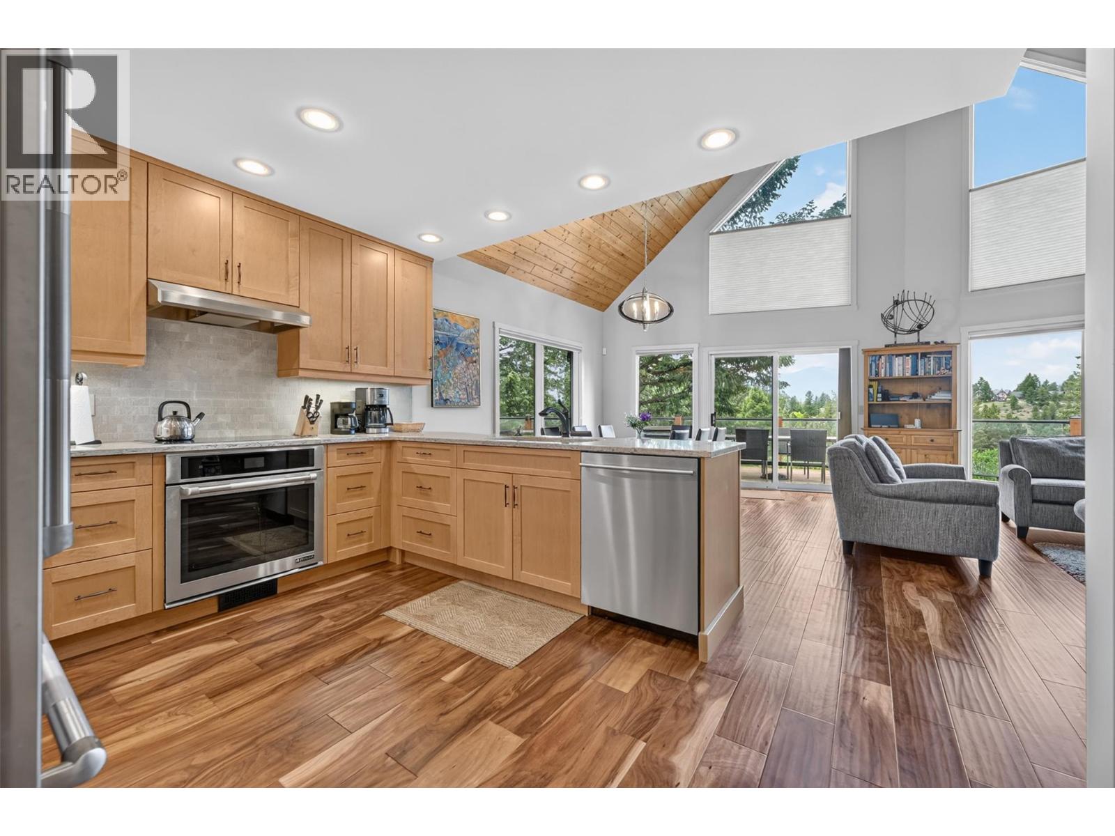 4933 Merlo Road, Windermere, British Columbia  V0A 1K3 - Photo 4 - 10392306