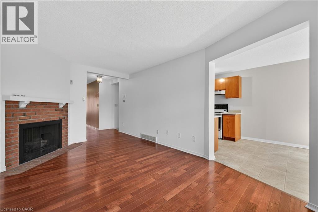 25 Perthshire Court, Hamilton, Ontario  L9B 2H1 - Photo 10 - 40837798