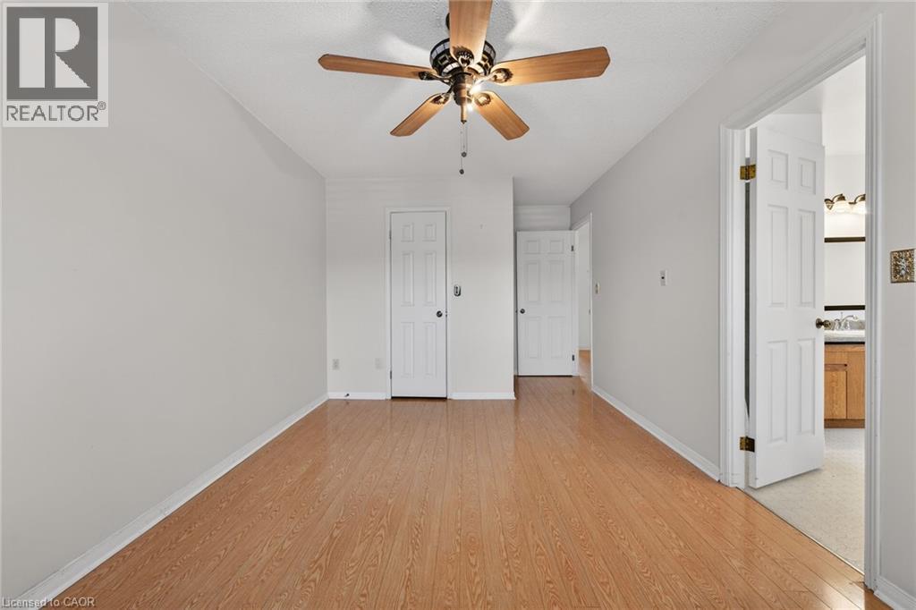 25 Perthshire Court, Hamilton, Ontario  L9B 2H1 - Photo 26 - 40837798