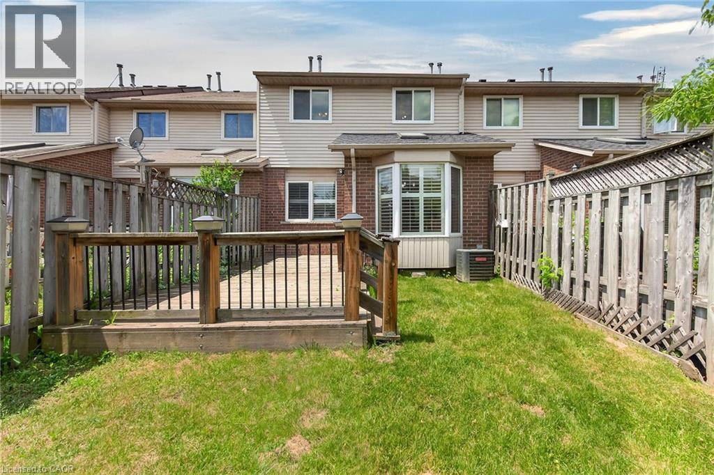 25 Perthshire Court, Hamilton, Ontario  L9B 2H1 - Photo 44 - 40837798