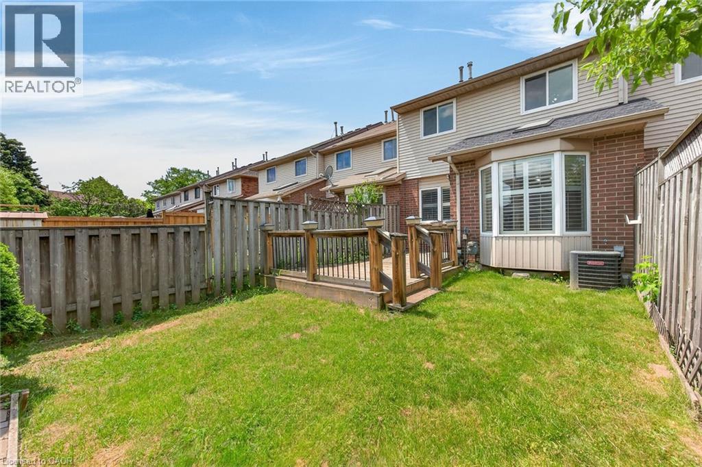 25 Perthshire Court, Hamilton, Ontario  L9B 2H1 - Photo 43 - 40837798