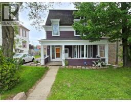 666 King, Bathurst, New Brunswick