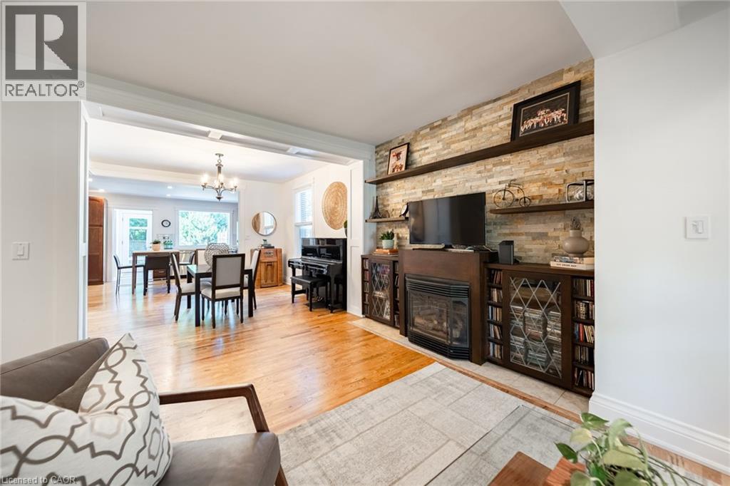 225 Oakmount Road, Toronto, Ontario  M6P 3K3 - Photo 11 - 40842551