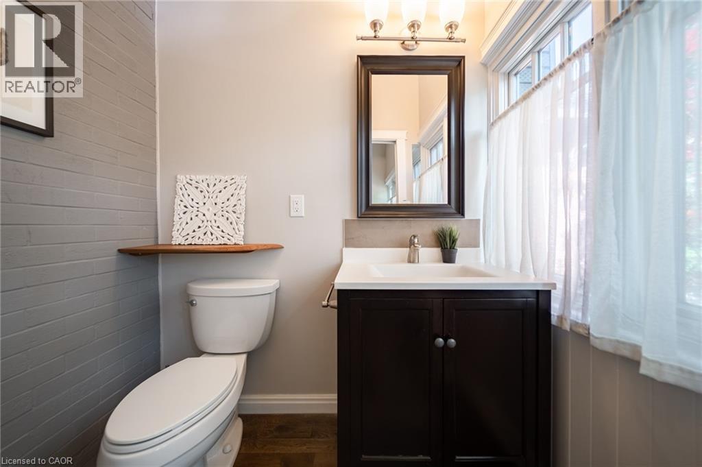 225 Oakmount Road, Toronto, Ontario  M6P 3K3 - Photo 28 - 40842551