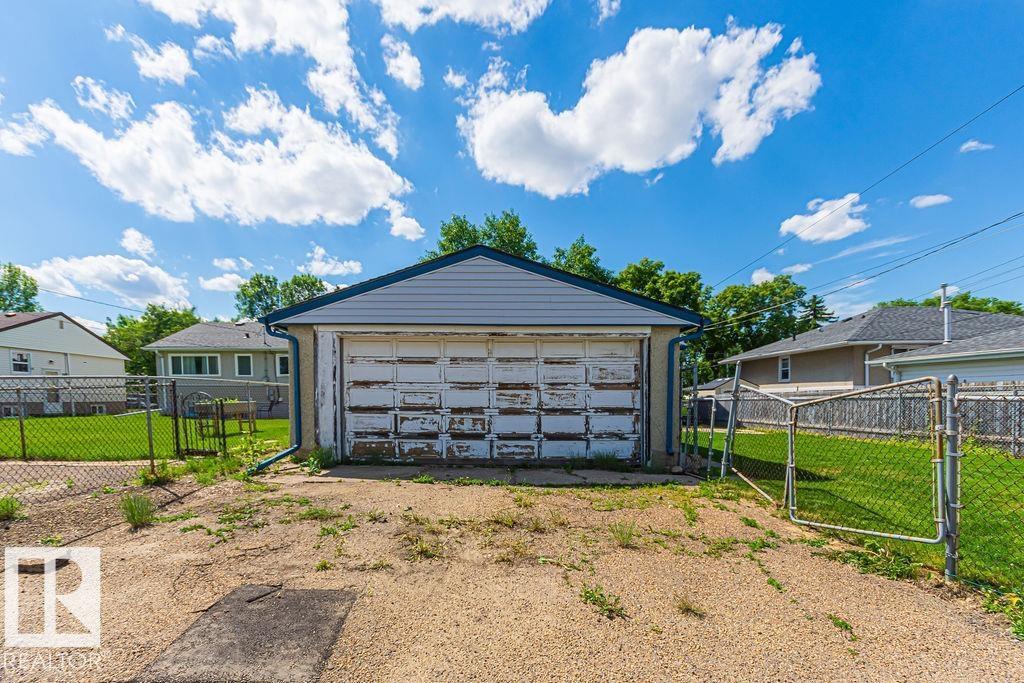 13031 63 St NW, Edmonton, Alberta  T5A 0W5 - Photo 8 - E4495543