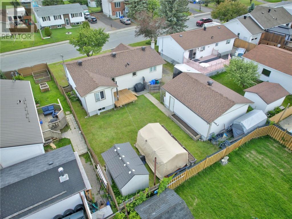 8 Sycamore Street, Chelmsford, Ontario  P0M 1L0 - Photo 4 - 2128801