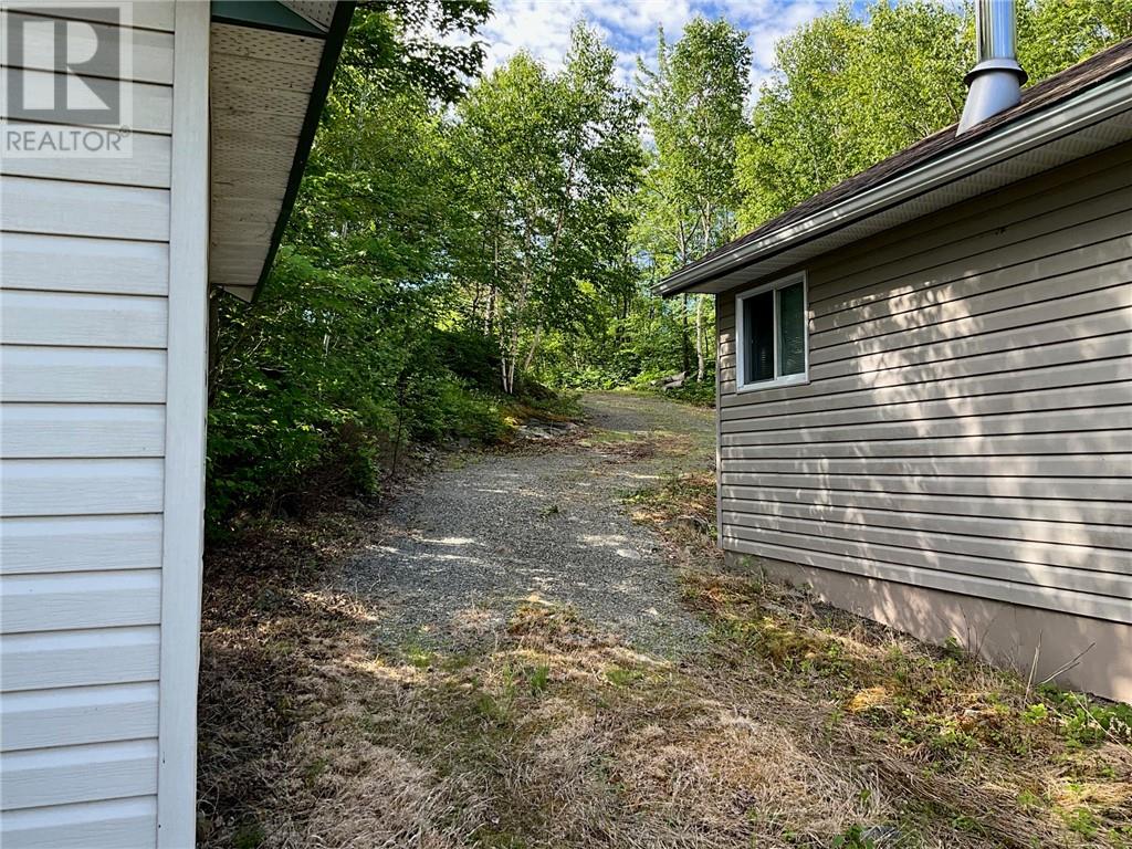 1460 Fire Route M Road, Azilda, Ontario  P0M 1L0 - Photo 7 - 2128780