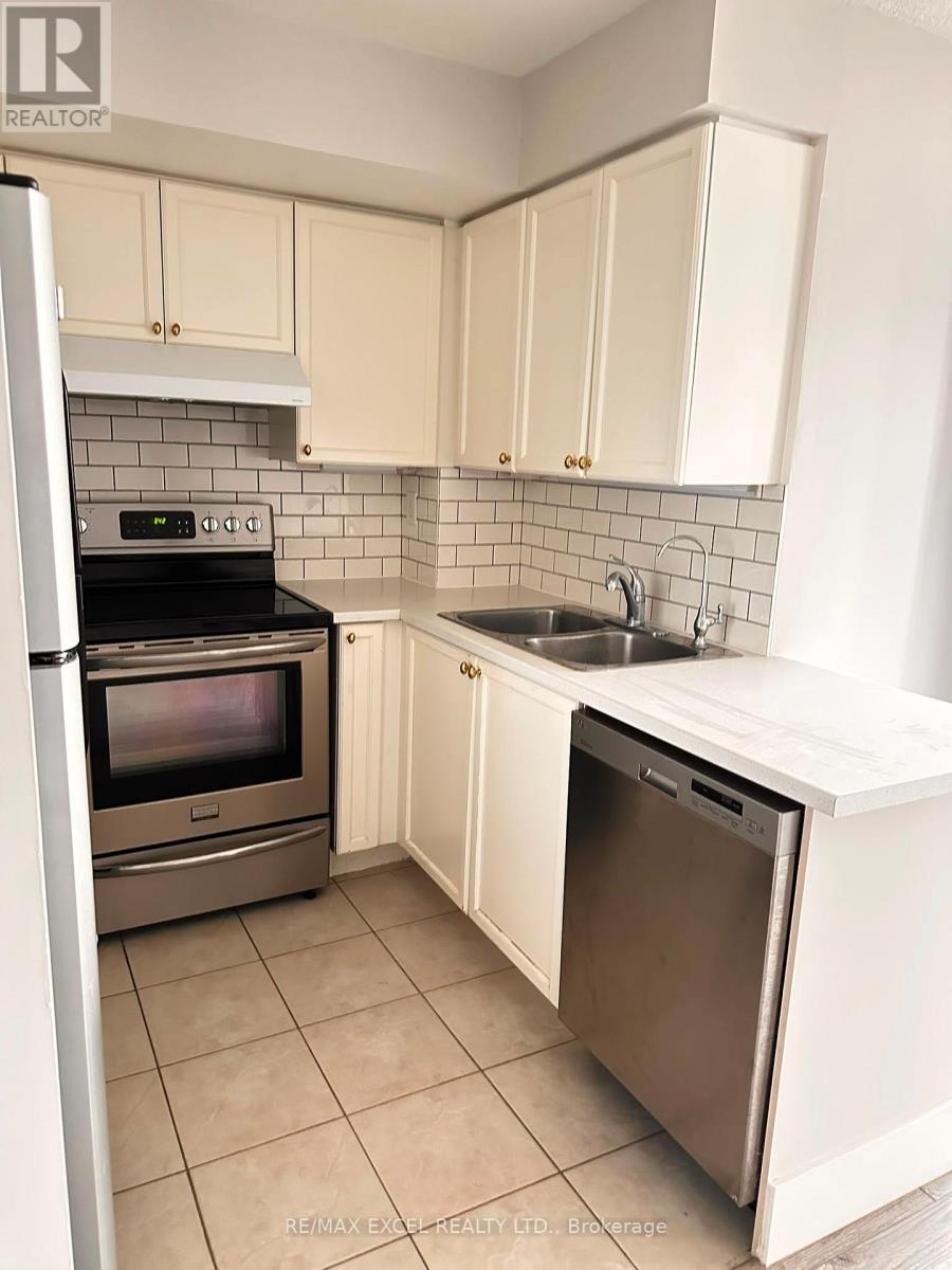 1313 - 1 Rean Drive, Toronto, Ontario  M2K 3C1 - Photo 5 - C13144840