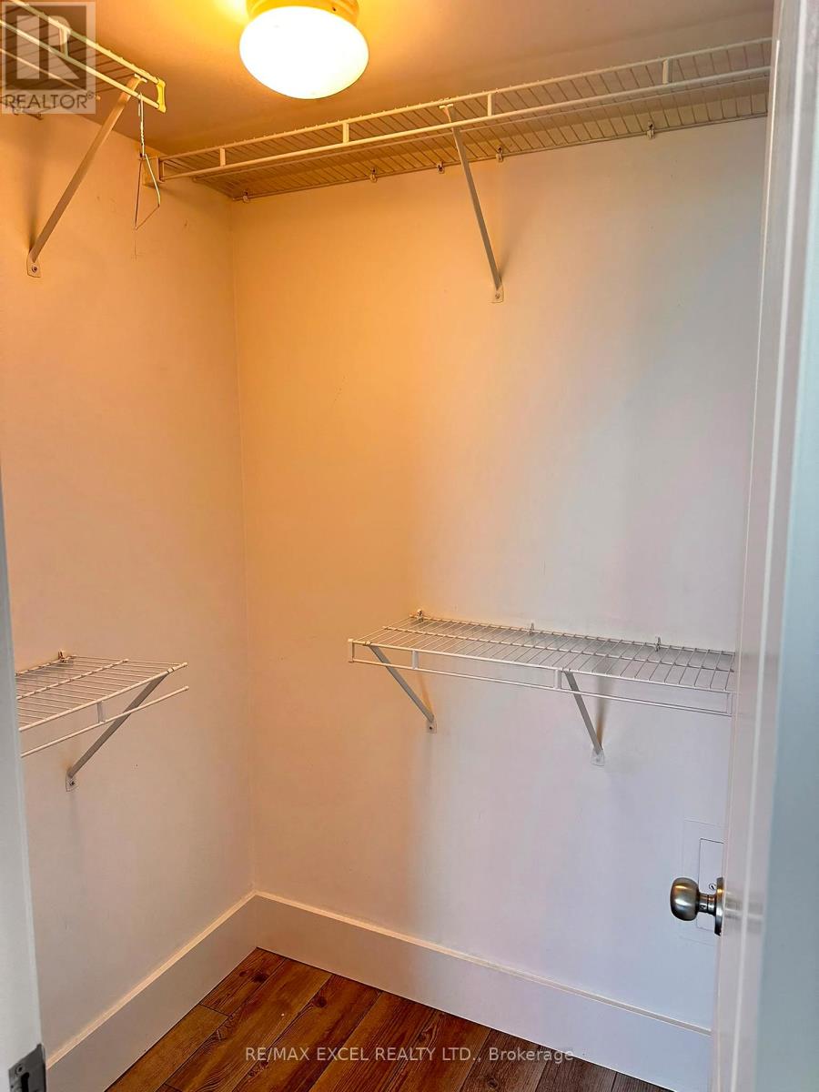 1313 - 1 Rean Drive, Toronto, Ontario  M2K 3C1 - Photo 8 - C13144840