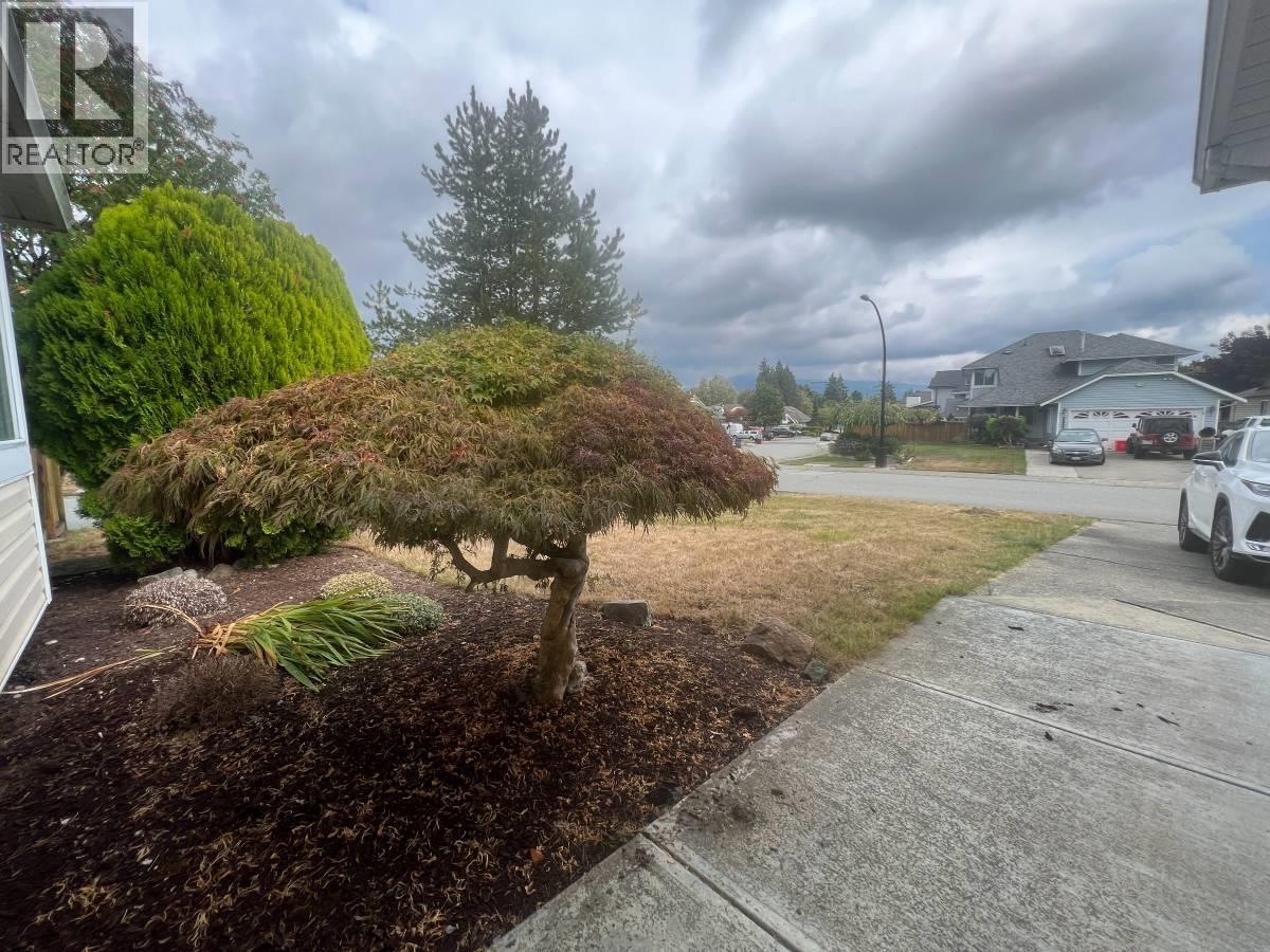 12169 Cherrywood Dr, Maple Ridge, British Columbia  V2X 0B4 - Photo 3 - R3139849