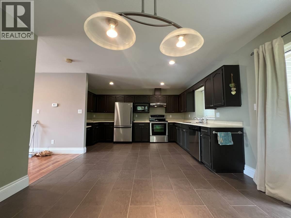 12169 Cherrywood Dr, Maple Ridge, British Columbia  V2X 0B4 - Photo 7 - R3139849