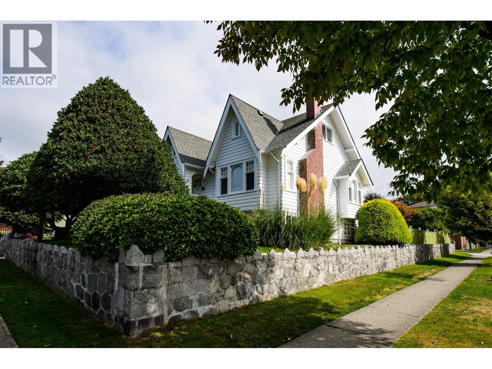 BSMT 8290 MONTCALM STREET, vancouver, British Columbia