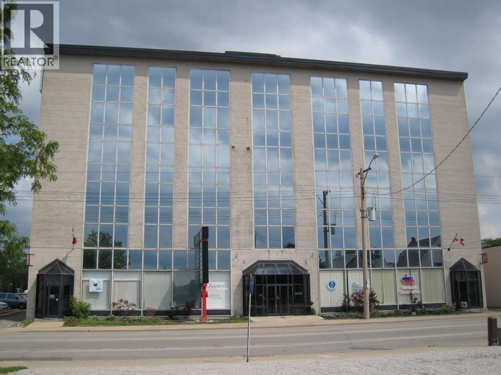 546 Christina Street North Unit# 304-A, Sarnia