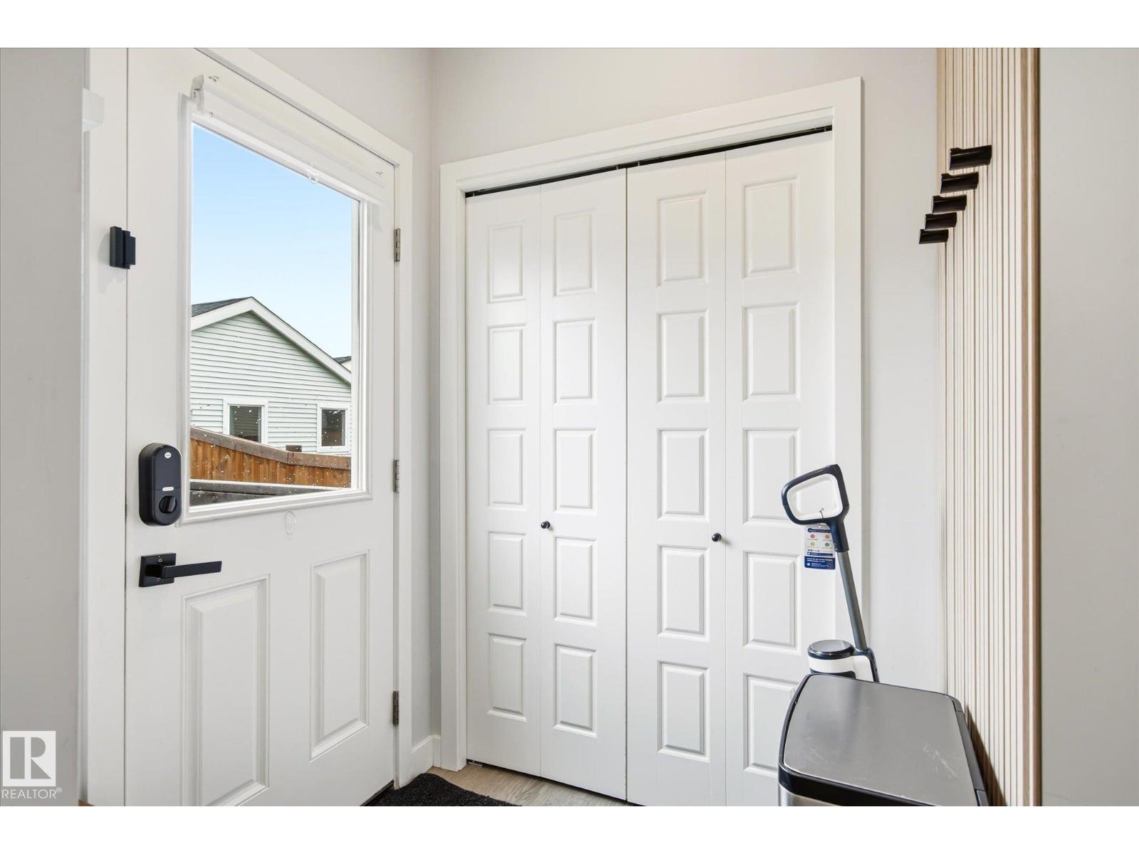 3415 Erlanger Bn NW, Edmonton, Alberta  T6M 3A5 - Photo 12 - E4495553