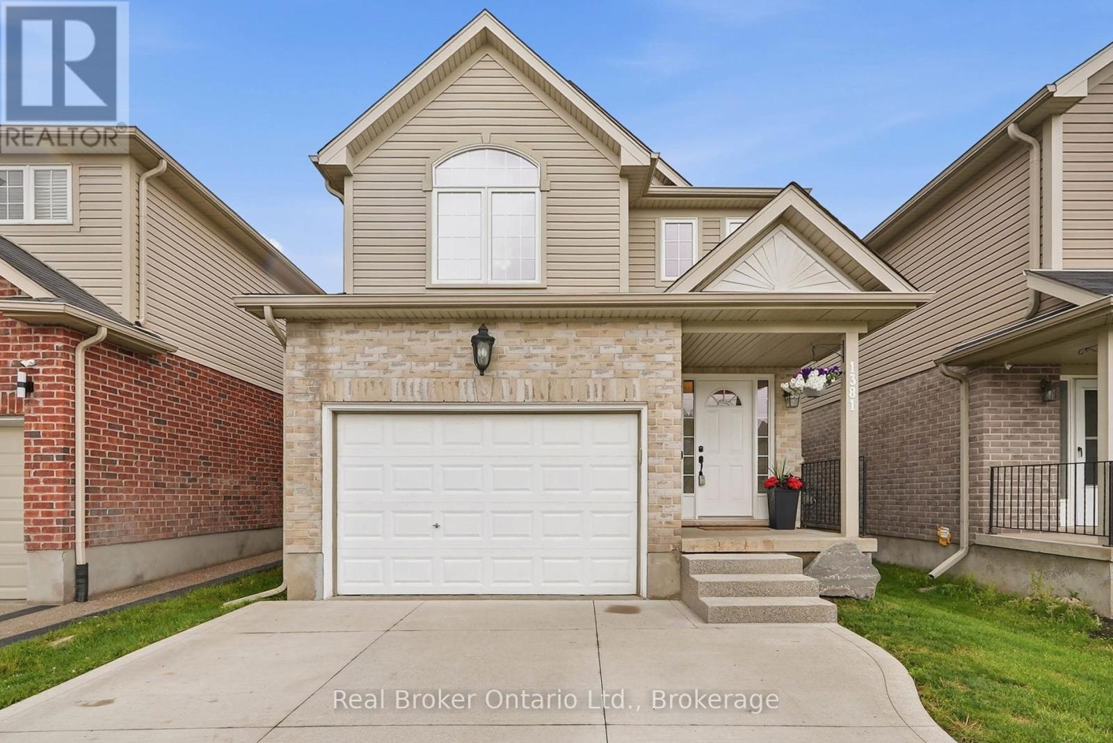 1381 Old Zeller Drive, Kitchener, Ontario  N2A 0C6 - Photo 4 - X13478898