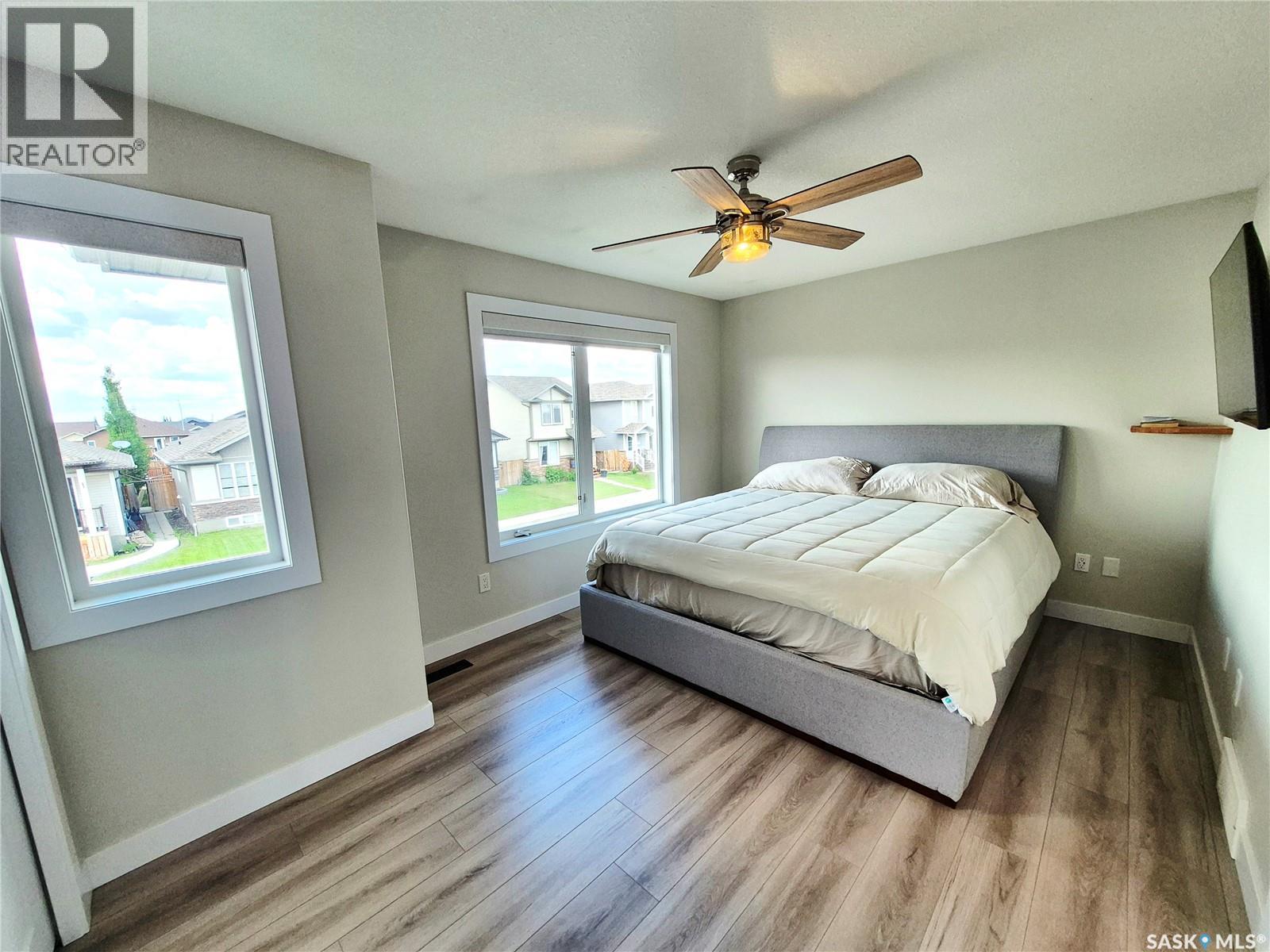 944 Glenview Cove, Martensville, Saskatchewan  S0K 0A2 - Photo 16 - SK040631
