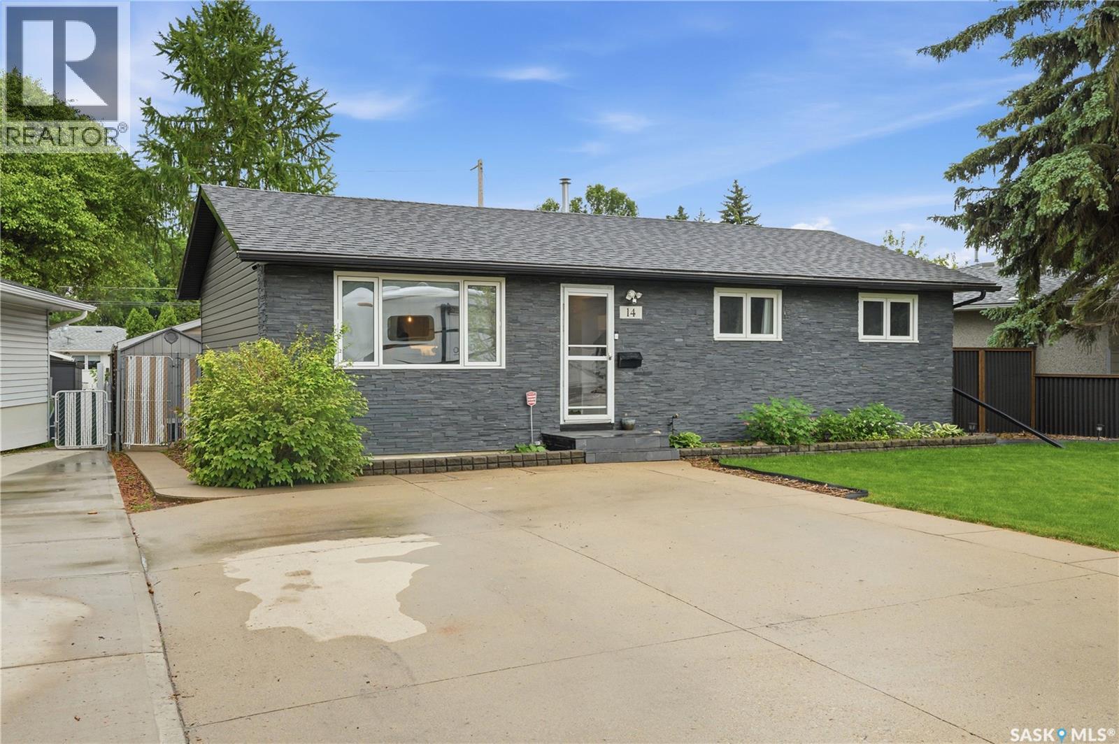 14 Stewart AVENUE, Saskatoon, Saskatchewan