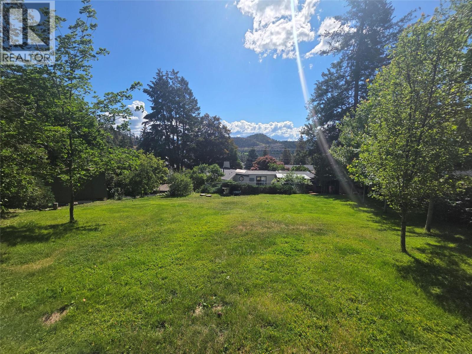 48 Caramillo Road, Kelowna, British Columbia  V1V 1B3 - Photo 3 - 10379320