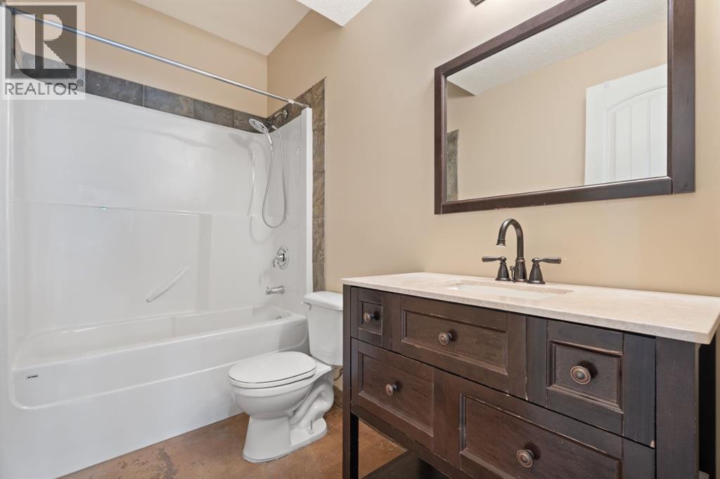 135 Drake Landing View, Okotoks, Alberta  T1S 0A1 - Photo 38 - A2323799