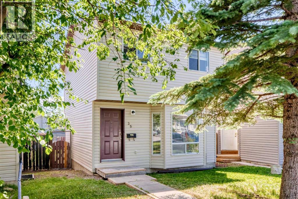 35 Martindale Court NE, calgary, Alberta