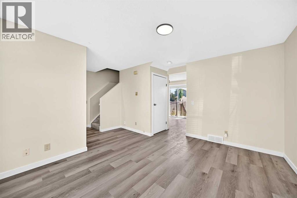 35 Martindale Court Ne, Calgary, Alberta  T3J 2V8 - Photo 11 - A2324169