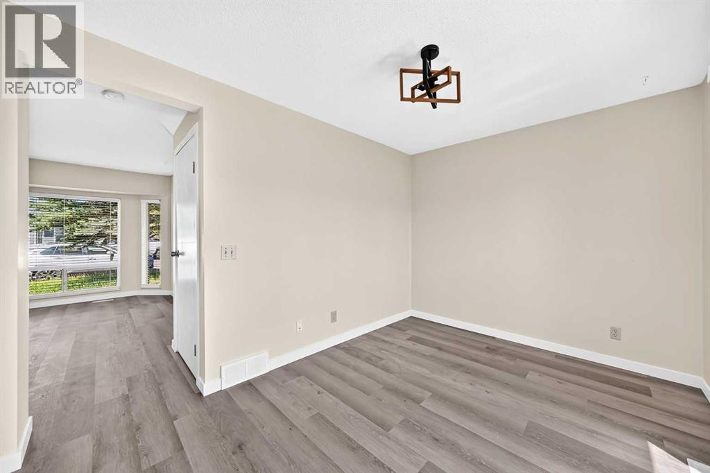 35 Martindale Court Ne, Calgary, Alberta  T3J 2V8 - Photo 7 - A2324169